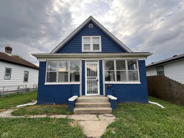 $1,250 | 302 South Randolph Street, Indianapolis, IN 46201