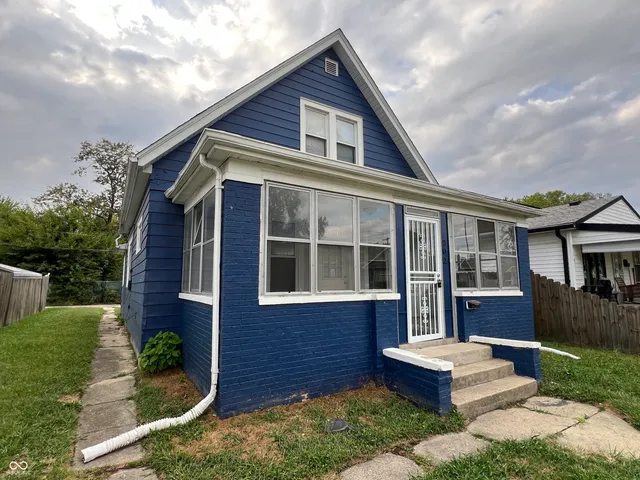 $1,250 | 302 South Randolph Street, Indianapolis, IN 46201