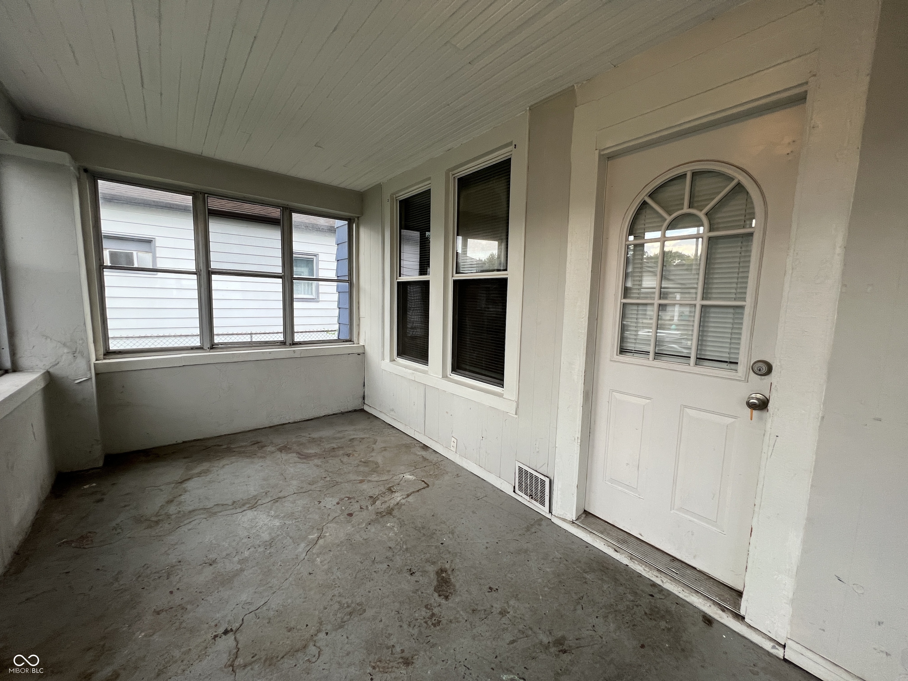 302 South Randolph Street Indianapolis, IN 46201 - Photo 4 of 21