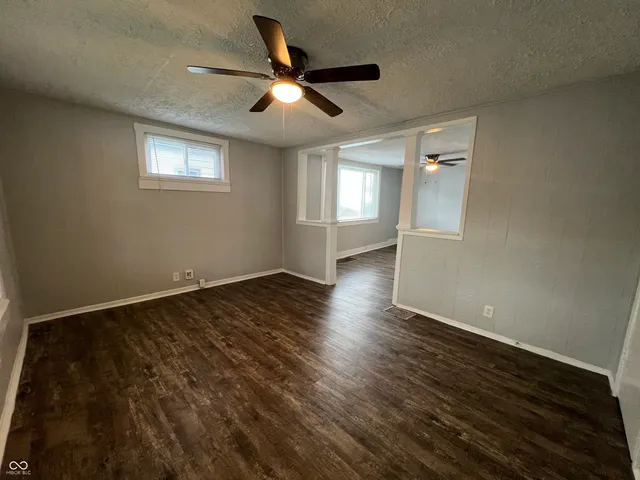 $1,250 | 302 South Randolph Street, Indianapolis, IN 46201