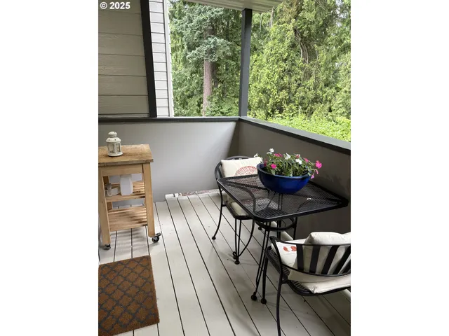 $239,500 | 29700 Southwest Courtside Drive, Unit 43, Wilsonville, OR 97070