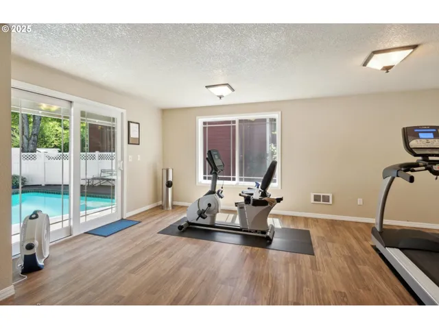 $239,500 | 29700 Southwest Courtside Drive, Unit 43, Wilsonville, OR 97070