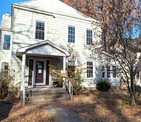 $116,000 | 1406 West Broadway Boulevard, Sedalia, MO 65301