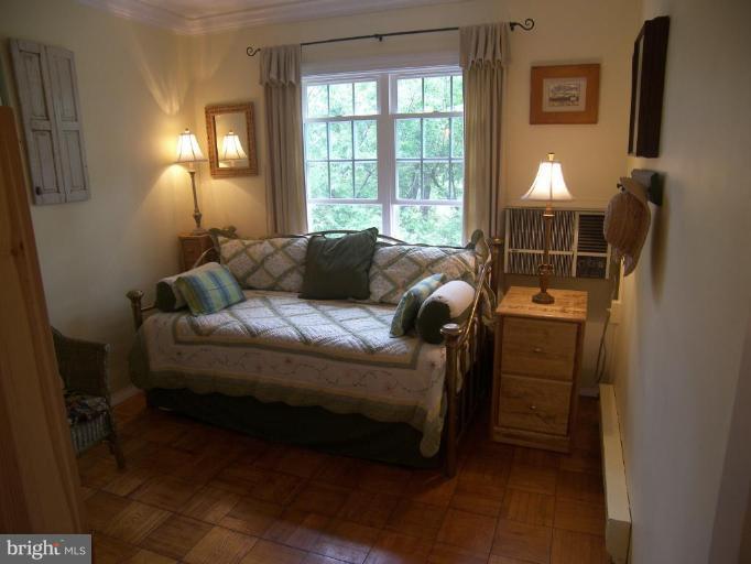 3520 Gunston Road, Unit 71735 Alexandria, VA 22302 - Photo 11 of 13 Bedroom #3