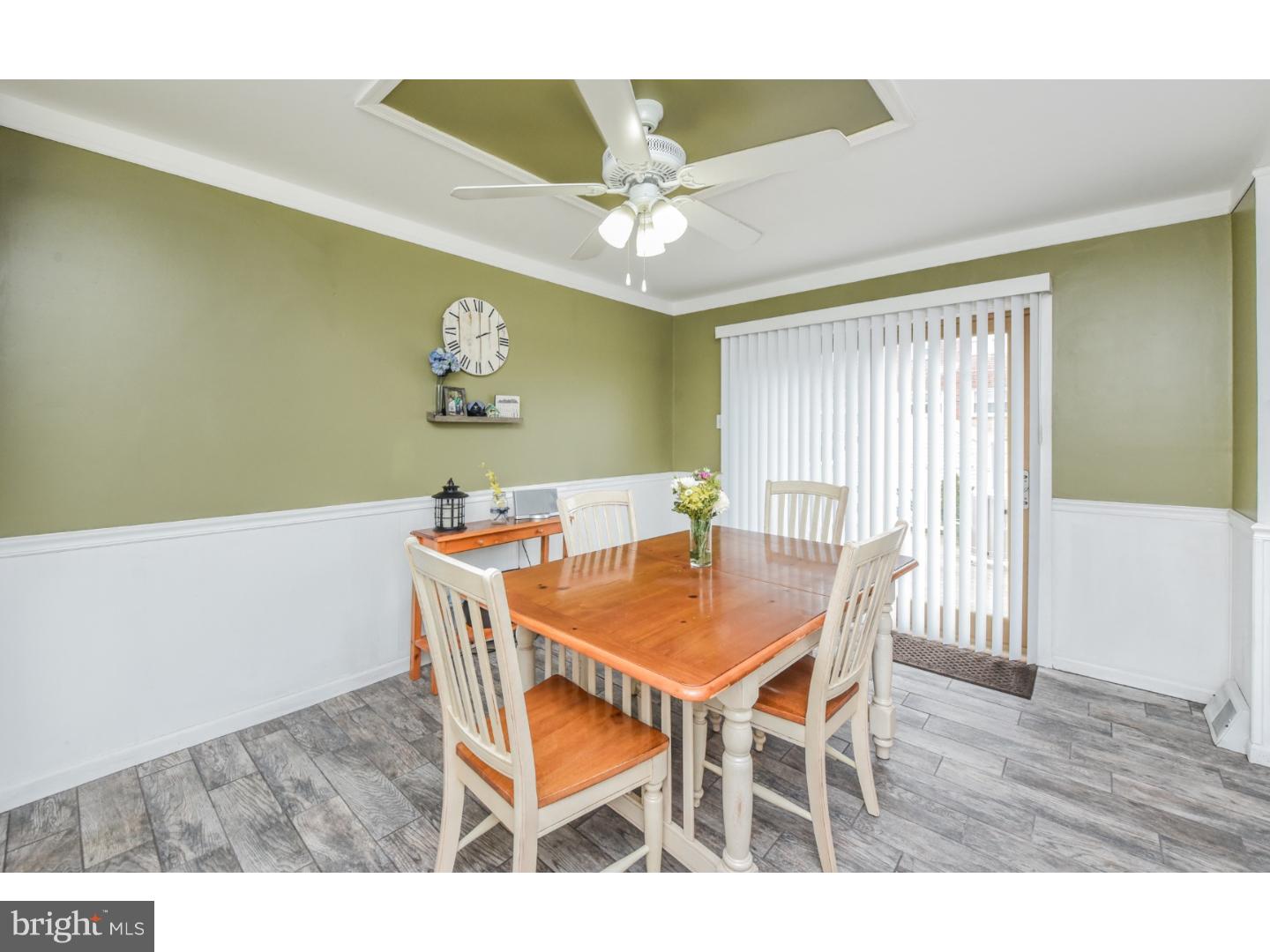 12728 Kenny Road Philadelphia, PA 19154 - Photo 13 of 25