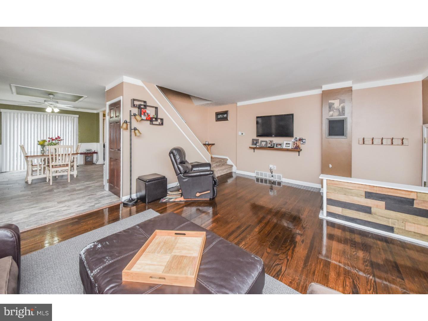12728 Kenny Road Philadelphia, PA 19154 - Photo 7 of 25