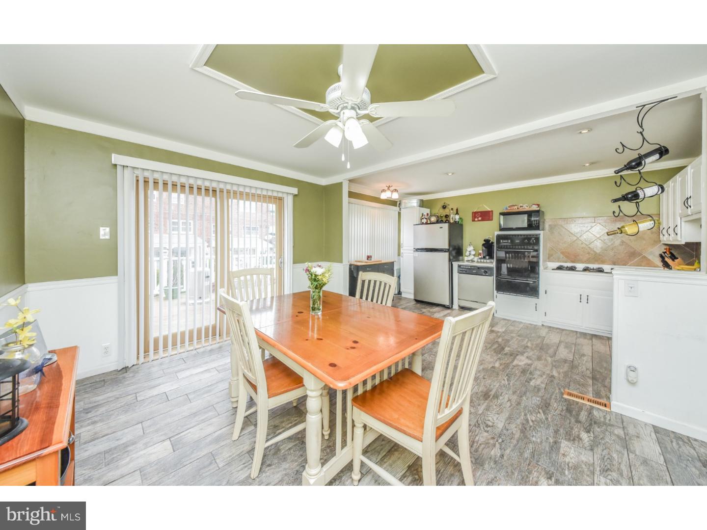 12728 Kenny Road Philadelphia, PA 19154 - Photo 9 of 25