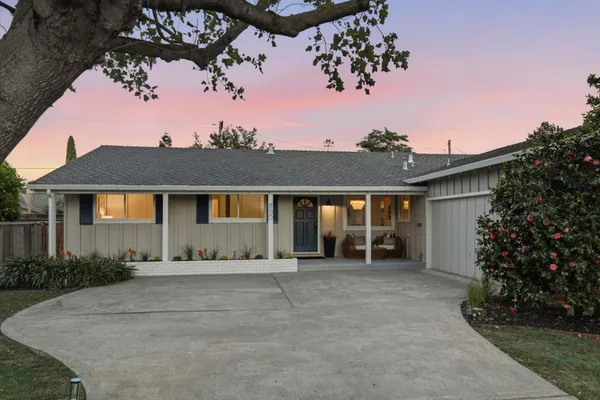 a house view with a outdoor space