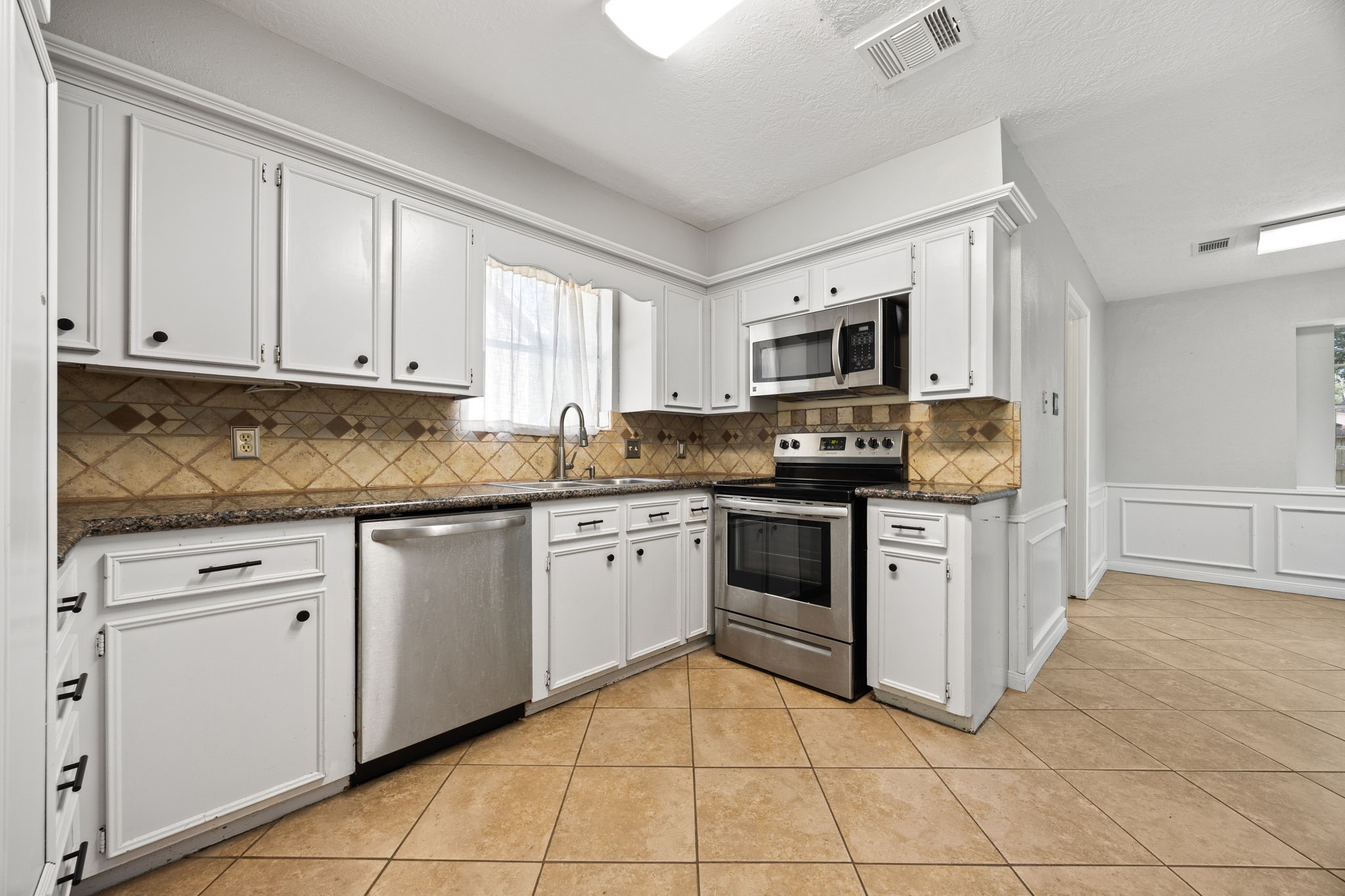 8407 Barmby Court Spring, TX 77389 - Photo 15 of 42