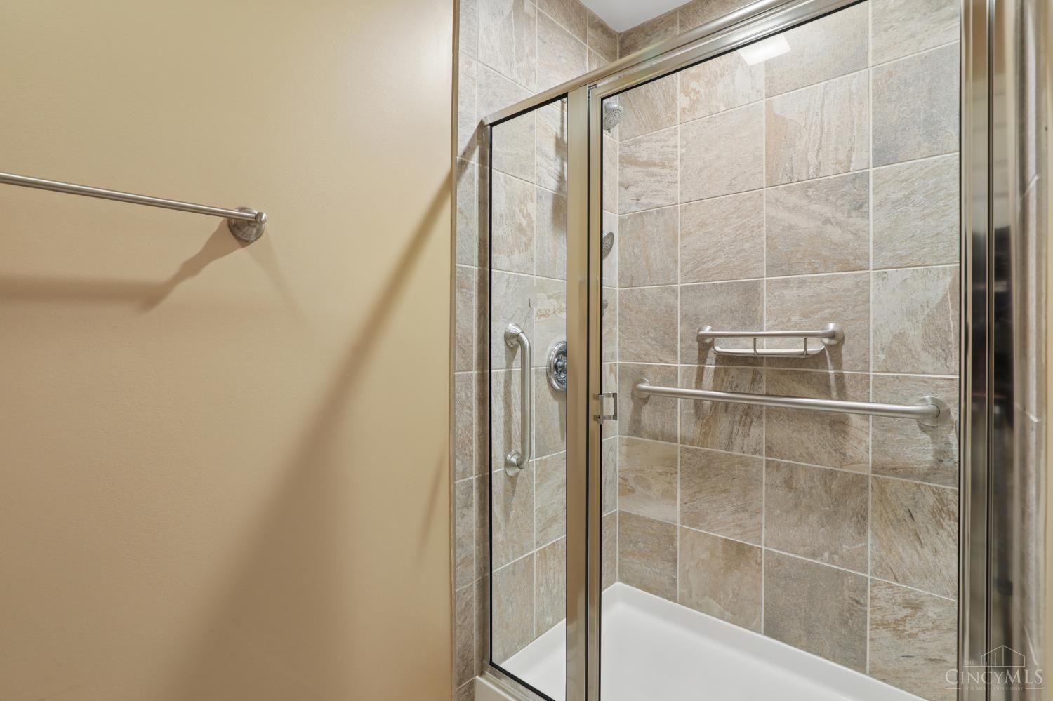 3371 Diehl Road, Unit 41 Cincinnati, OH 45211 - Photo 26 of 45 Gallery Image 26