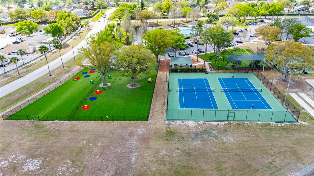 11822 Dumaine Valley Road Riverview, FL 33579 - Photo 4 of 54