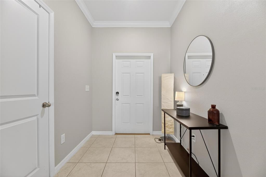 11822 Dumaine Valley Road Riverview, FL 33579 - Photo 6 of 54