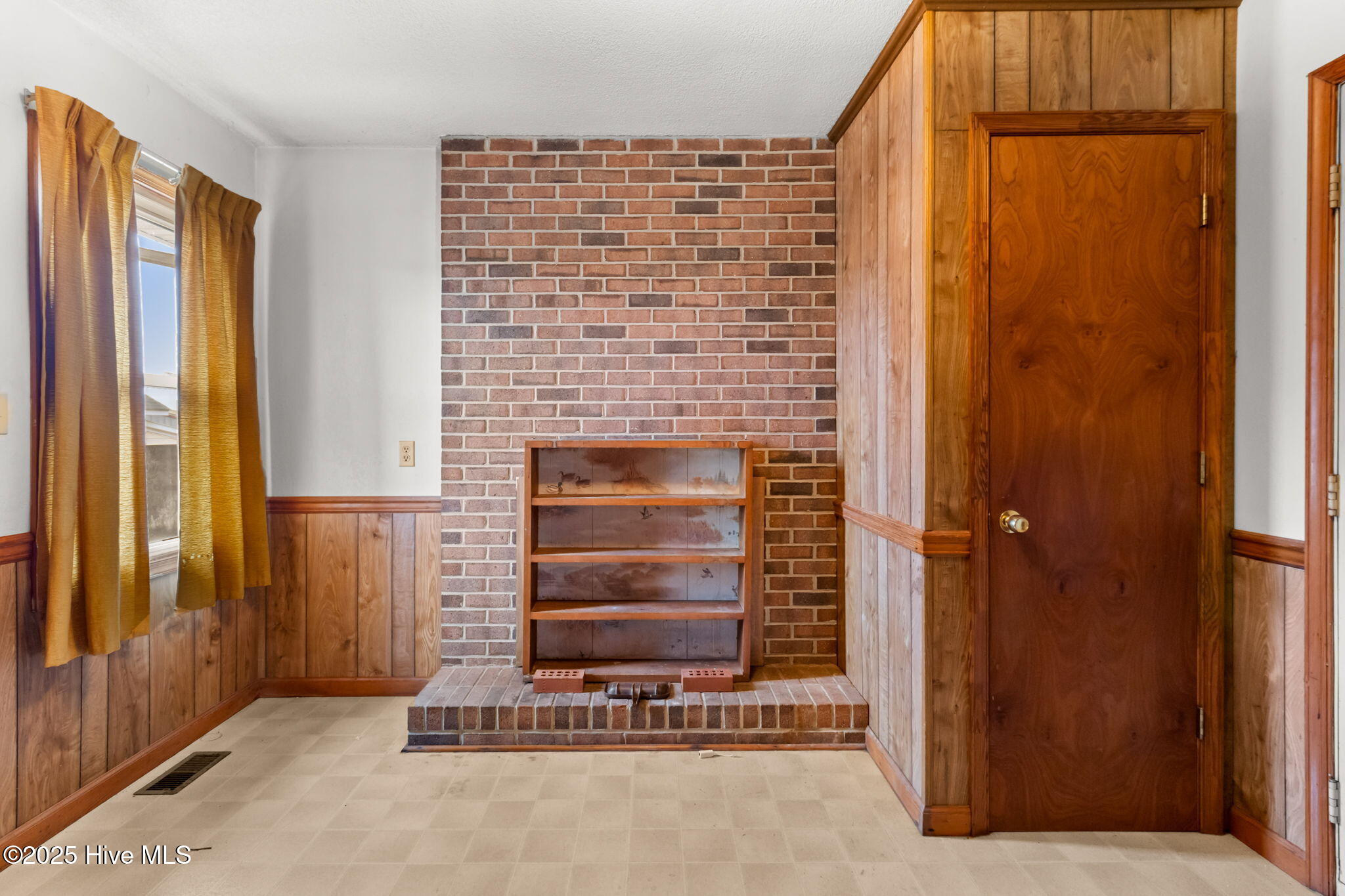 398 North Sandy Hook Road Shawboro, NC 27973 - Photo 25 of 49 40-web-or-mls-sand-29