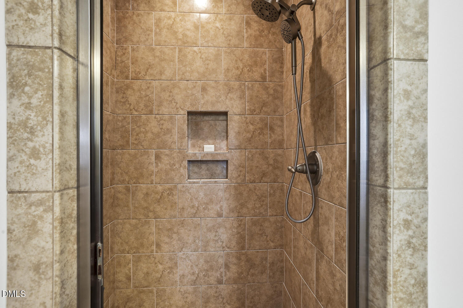3124 Briar Stream Run Raleigh, NC 27612 - Photo 37 of 57 035