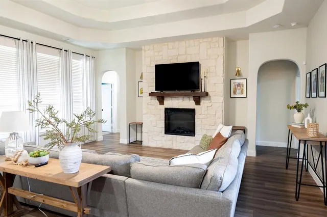 a house with garden in front of it