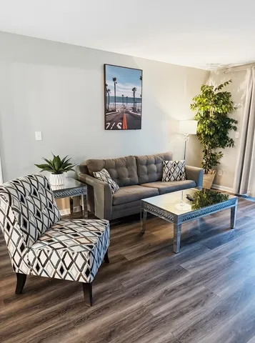 $345,000 | 300 South Duval Street, Unit 808, Tallahassee, FL 32301