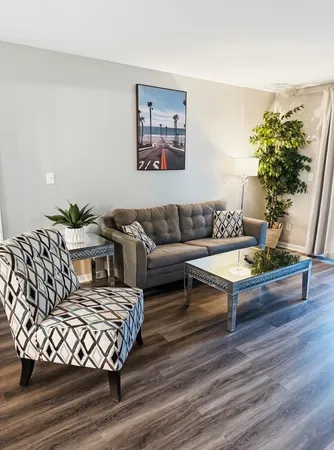 $315,000 | 300 South Duval Street, Unit 808, Tallahassee, FL 32301