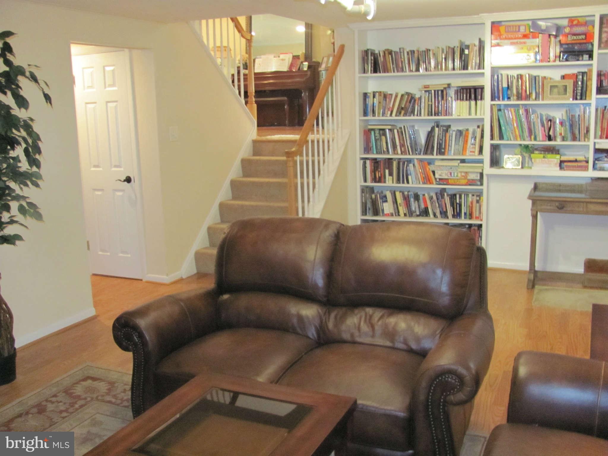9108 Murdock Road Fairfax, VA 22032 - Photo 8 of 17 Built-in Bookcases in Rec Rm