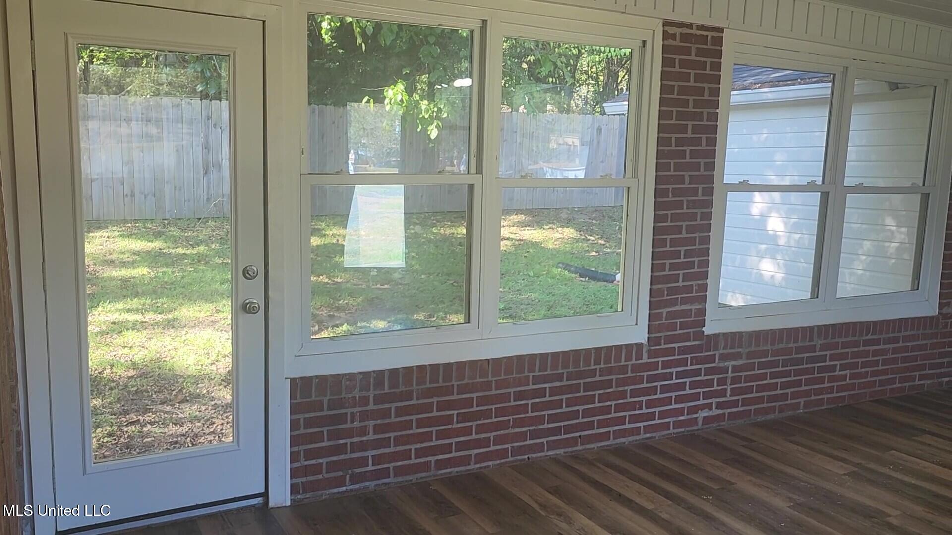 115 North Central Avenue Ridgeland, MS 39157 - Photo 4 of 5 N Central IV