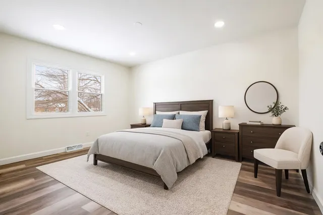 $384,999 | 1949 Terri Lane, Schererville, IN 46375