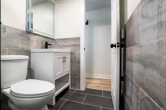 $384,999 | 1949 Terri Lane, Schererville, IN 46375