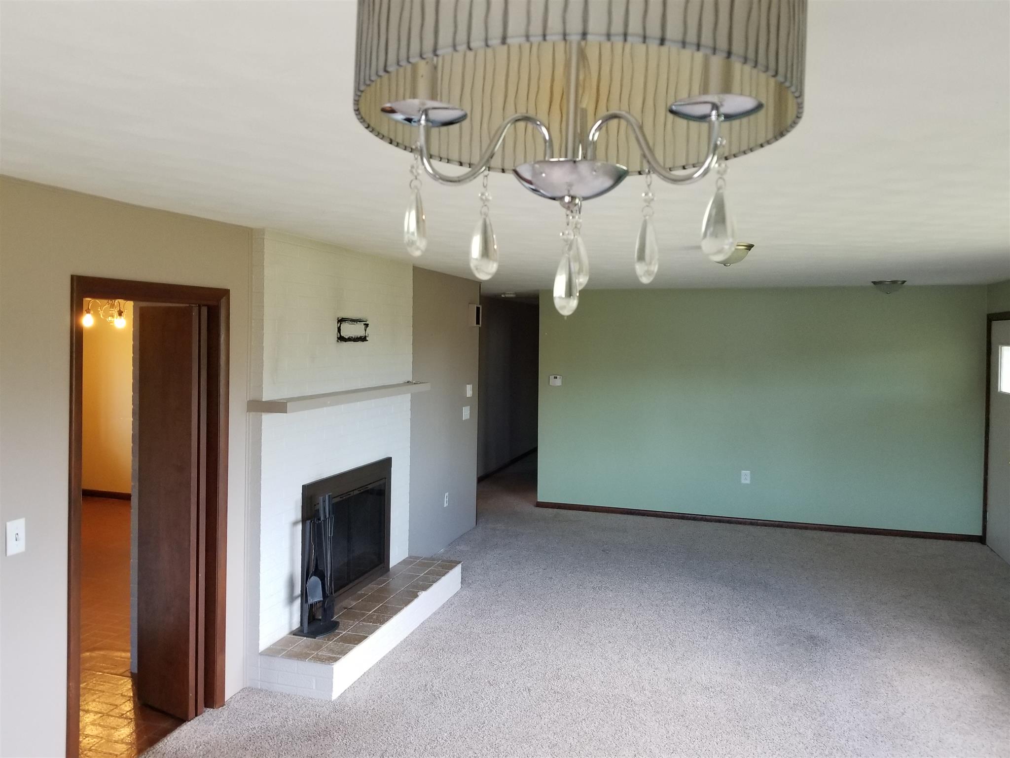 8423 East Hatchery Road Syracuse, IN 46567 - Photo 14 of 22 Gallery Image 14