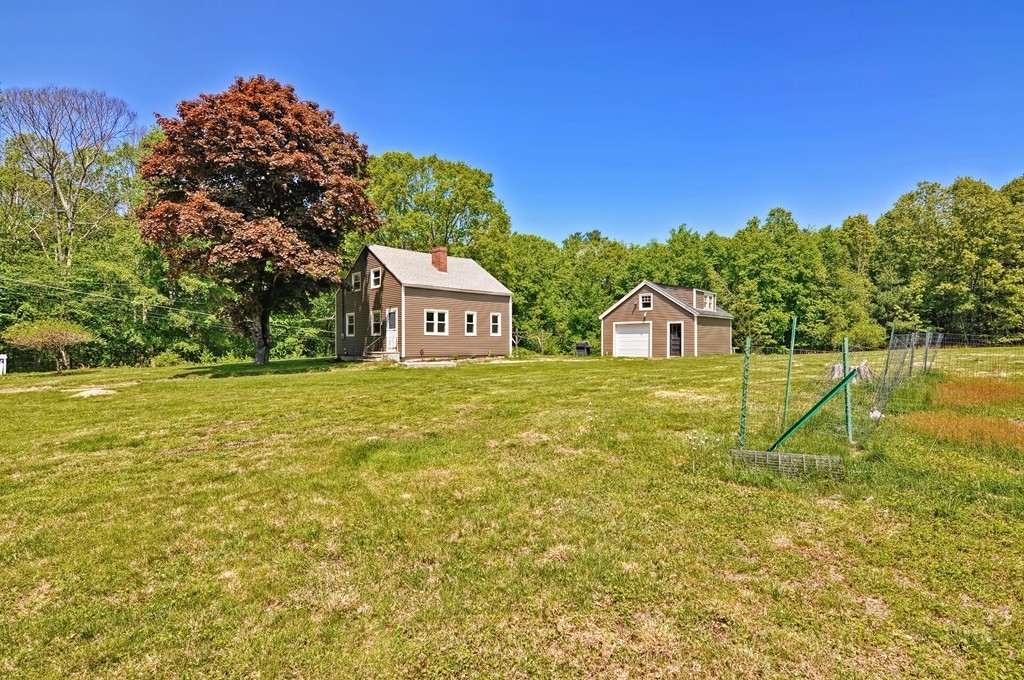 114 Martin Road Douglas, MA 01516 - Photo 3 of 29 Gallery Image 3