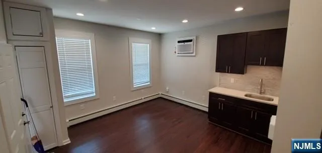 $2,200 | 117 Grand Street, Unit 1, Garfield, NJ 07026