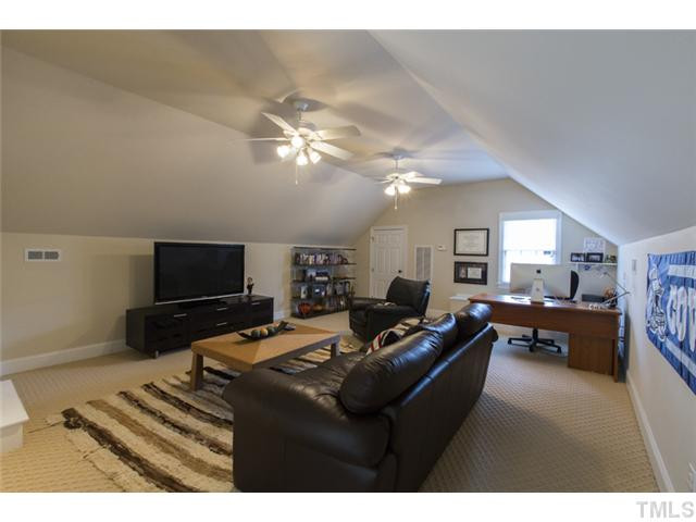 3114 Buckingham Road Durham, NC 27707 - Photo 23 of 25 Photo 23
