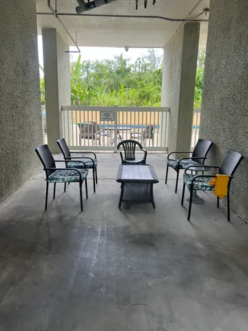 $420,000 | 1875 Kalanianaole Avenue, Unit 108, Hilo, HI 96720