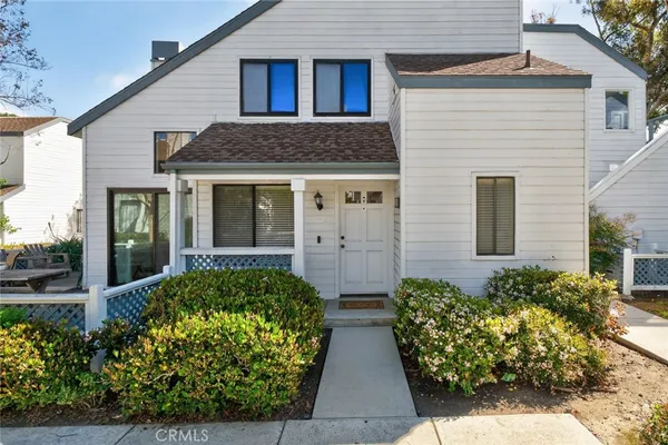 $3,500 | 9 Fallingstar, Unit 15, Irvine, CA 92614