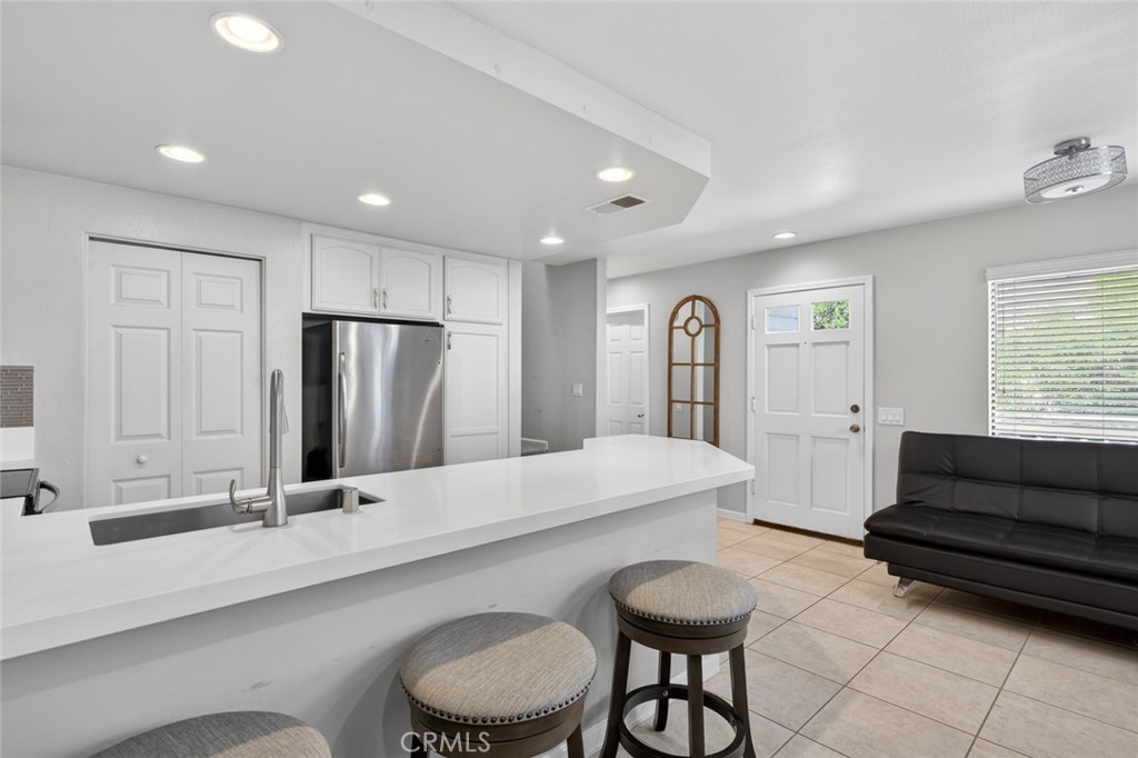 9 Fallingstar, Unit 15 Irvine, CA 92614 - Photo 11 of 36