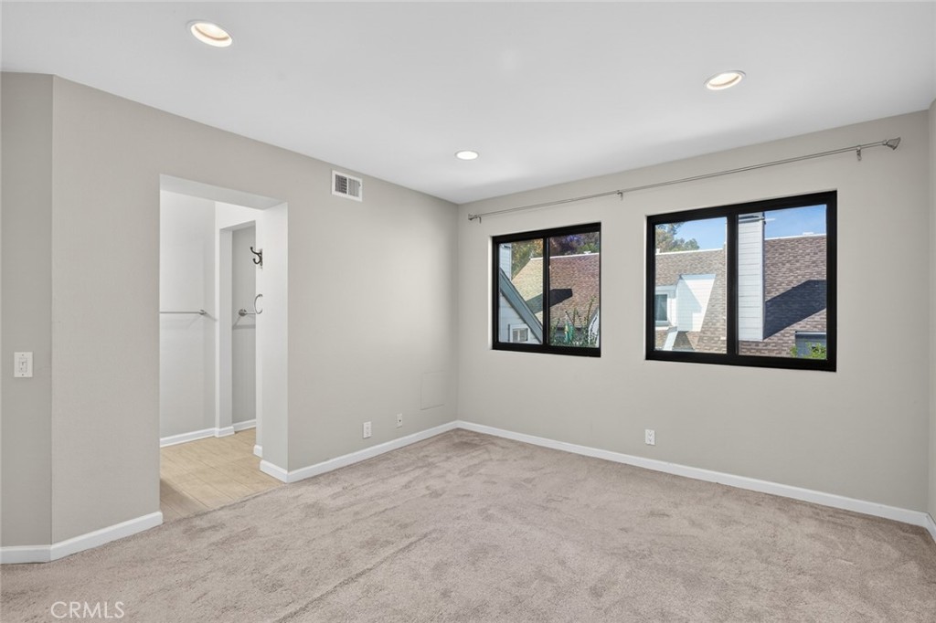 9 Fallingstar, Unit 15 Irvine, CA 92614 - Photo 14 of 36