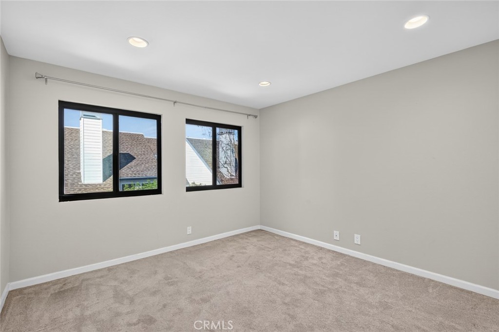 9 Fallingstar, Unit 15 Irvine, CA 92614 - Photo 15 of 36