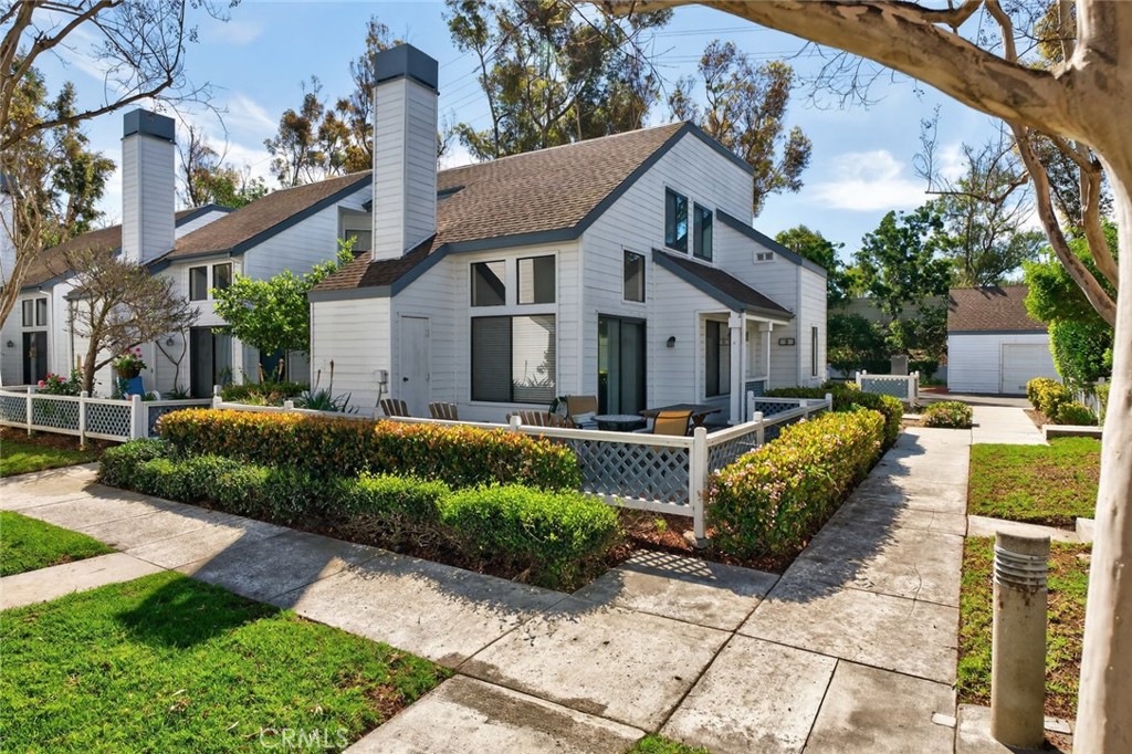 9 Fallingstar, Unit 15 Irvine, CA 92614 - Photo 26 of 36