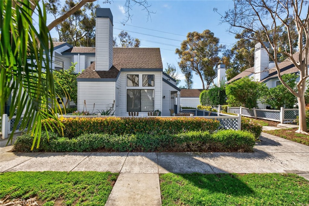 9 Fallingstar, Unit 15 Irvine, CA 92614 - Photo 31 of 36