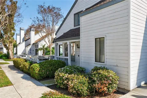 $3,500 | 9 Fallingstar, Unit 15, Irvine, CA 92614