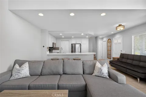 $3,500 | 9 Fallingstar, Unit 15, Irvine, CA 92614