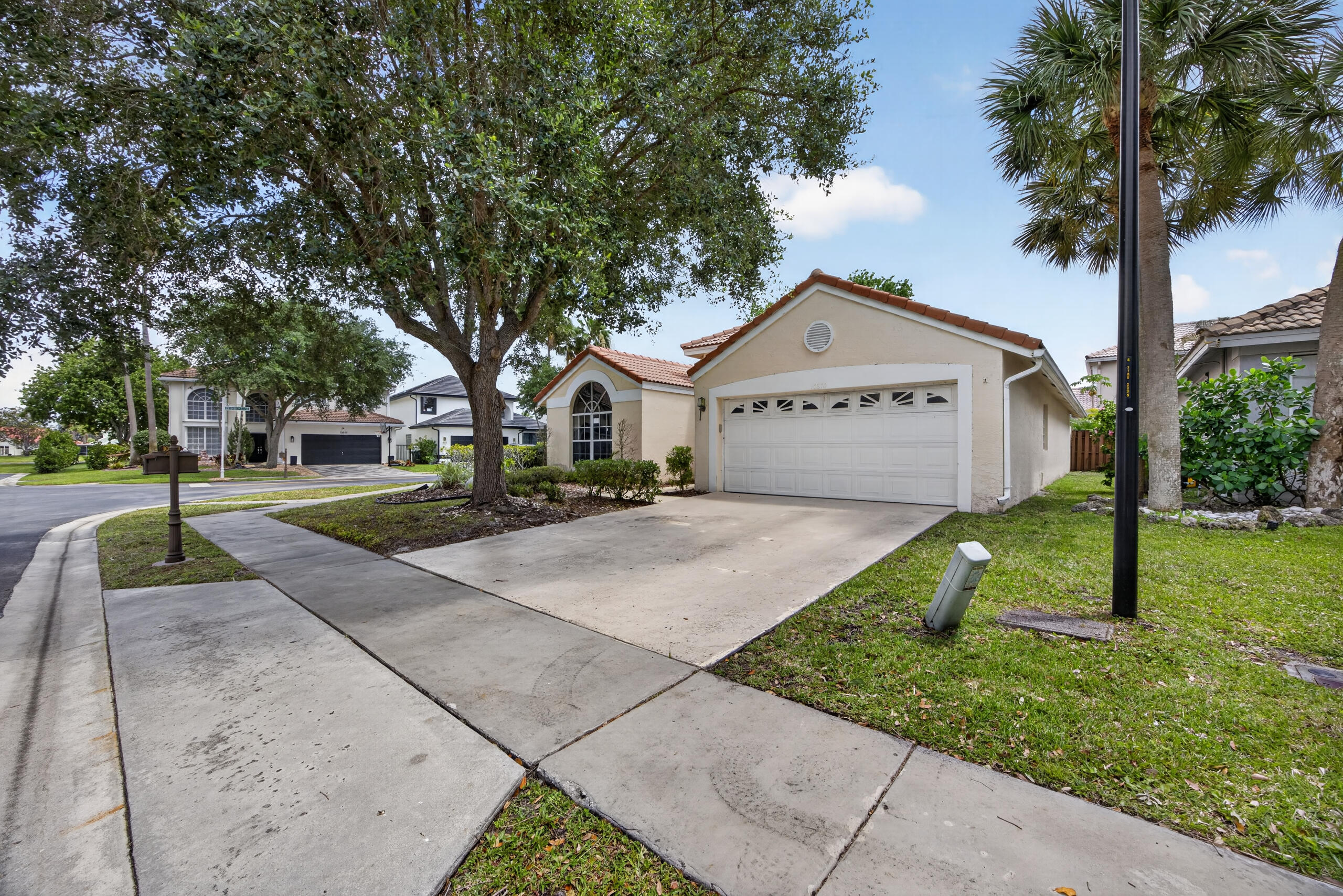 10870 Old Bridgeport Lane Boca Raton, FL 33498 - Photo 1 of 41 4
