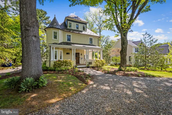 $985,000 | 18 North Beaumont Avenue, Catonsville, MD 21228
