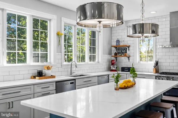 $985,000 | 18 North Beaumont Avenue, Catonsville, MD 21228