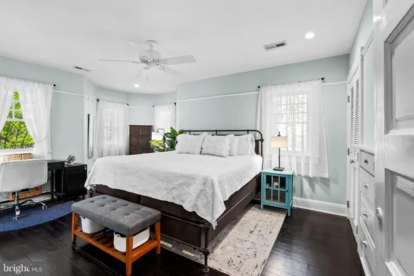 $985,000 | 18 North Beaumont Avenue, Catonsville, MD 21228