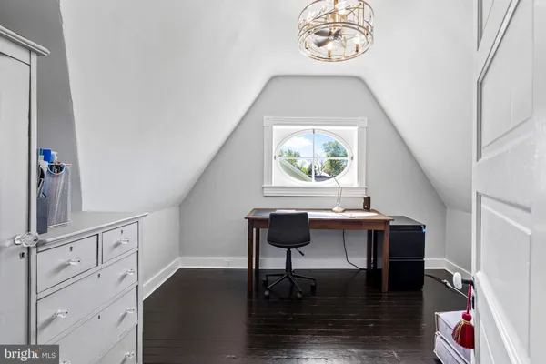 $985,000 | 18 North Beaumont Avenue, Catonsville, MD 21228