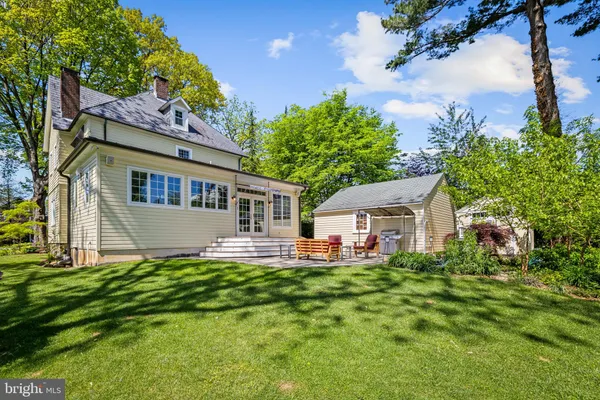 $985,000 | 18 North Beaumont Avenue, Catonsville, MD 21228