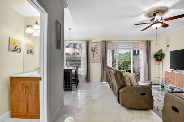 $3,800 | 5029 Starblaze Drive, Greenacres, FL 33463