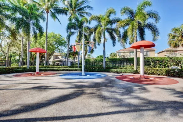 $3,800 | 5029 Starblaze Drive, Greenacres, FL 33463