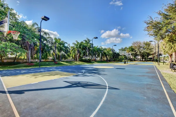 $3,800 | 5029 Starblaze Drive, Greenacres, FL 33463