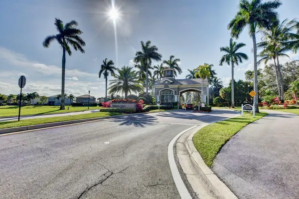 $3,800 | 5029 Starblaze Drive, Greenacres, FL 33463