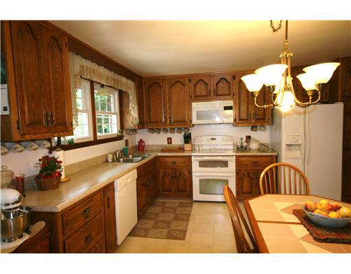 104 Frazier Road Butler, PA 16002 - Photo 7 of 17 Kitchen.
