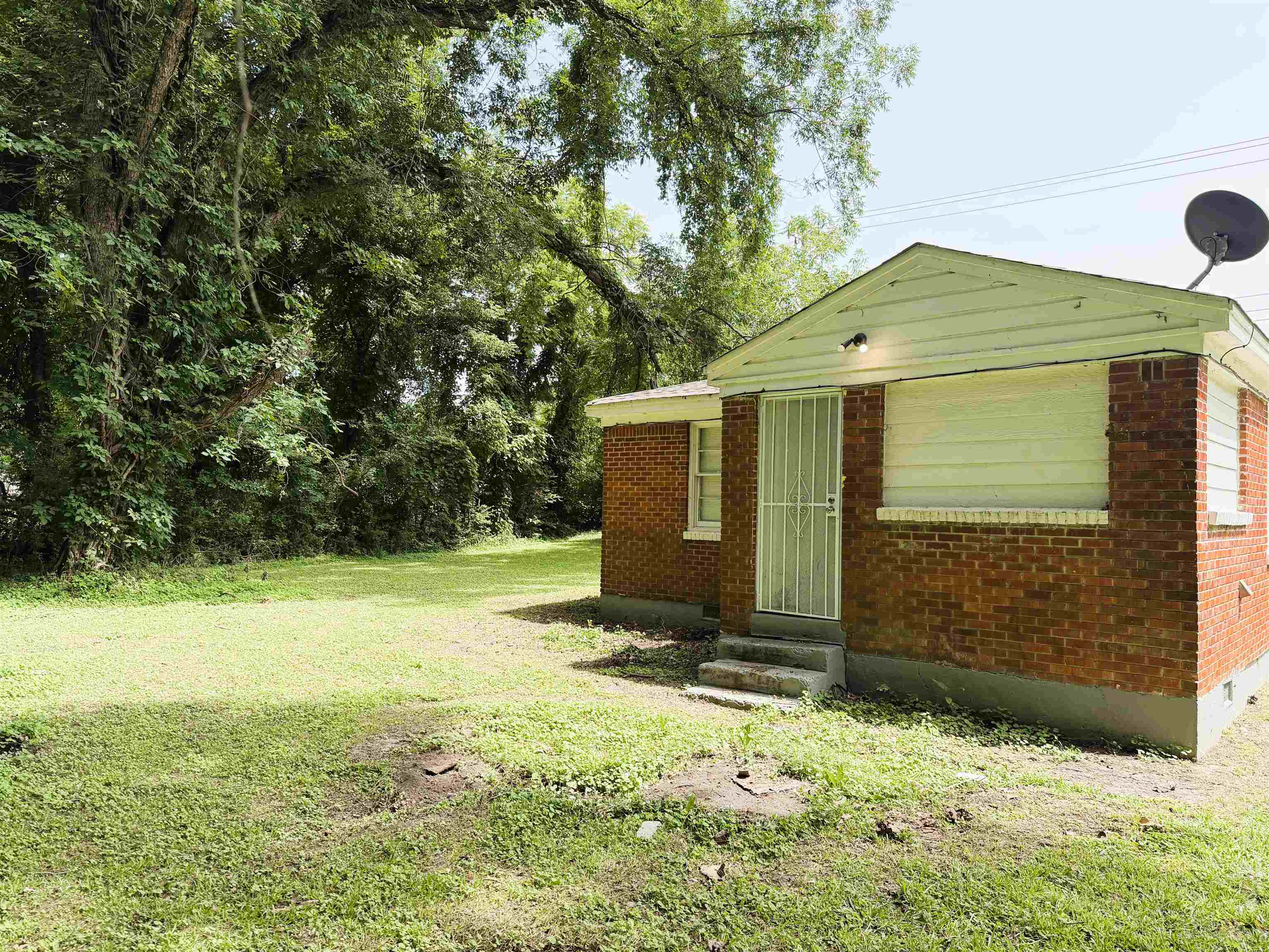 432 West Peebles Road Memphis, TN 38109 - Photo 4 of 17